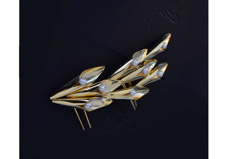 Tocado estilo peineta