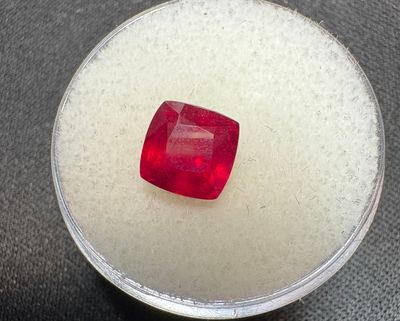 RUBI COJIN 2.3 CT