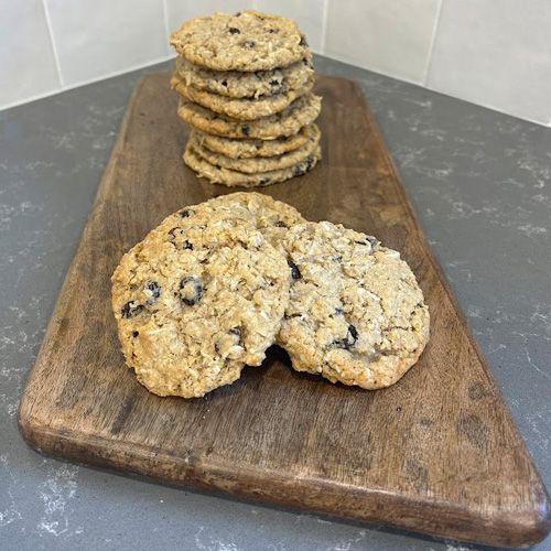 Oatmeal Raisin (12 Cookies)