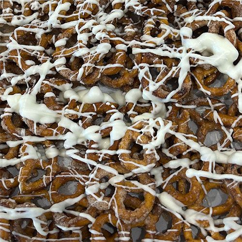 Cinnamon Bun Pretzel (4 bags)