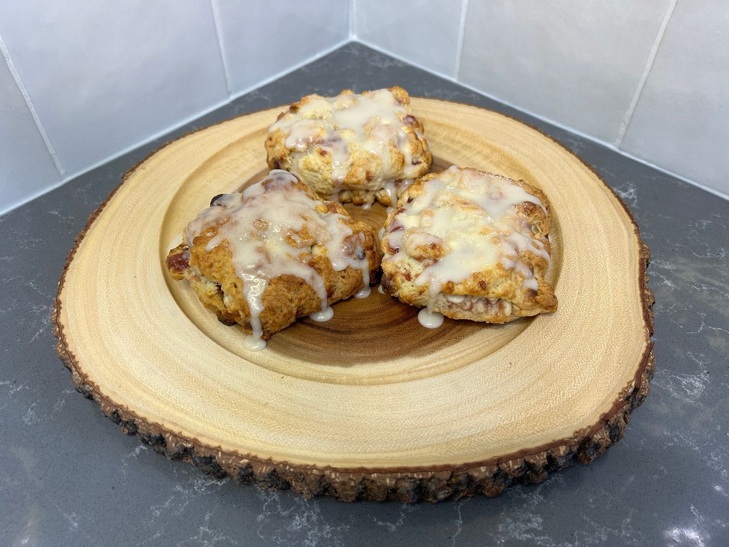 White Chocolate Raspberry (6 Scones)