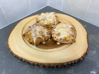 White Chocolate Raspberry (6 Scones)
