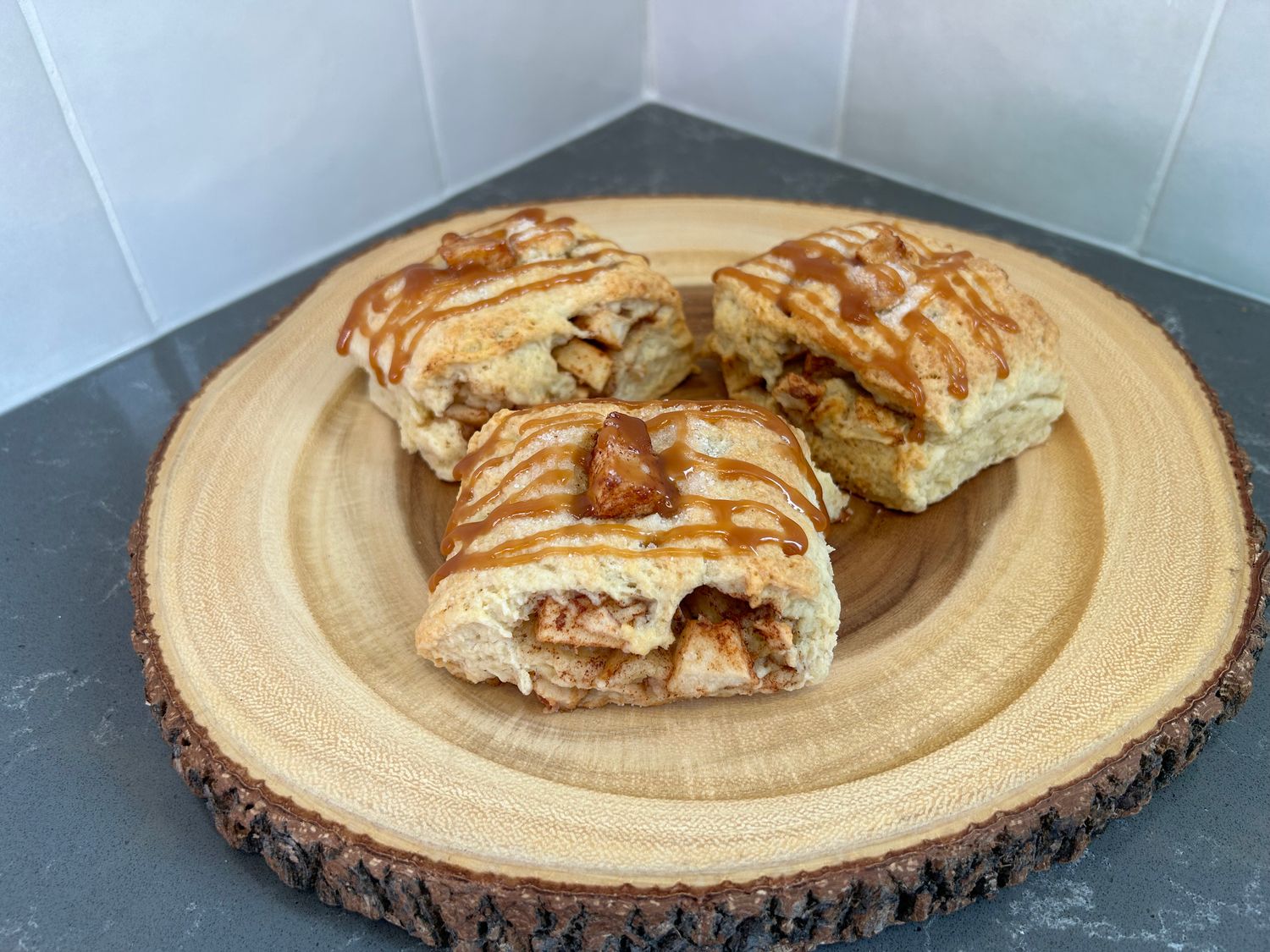 Caramel Apple Scones (6 scones)