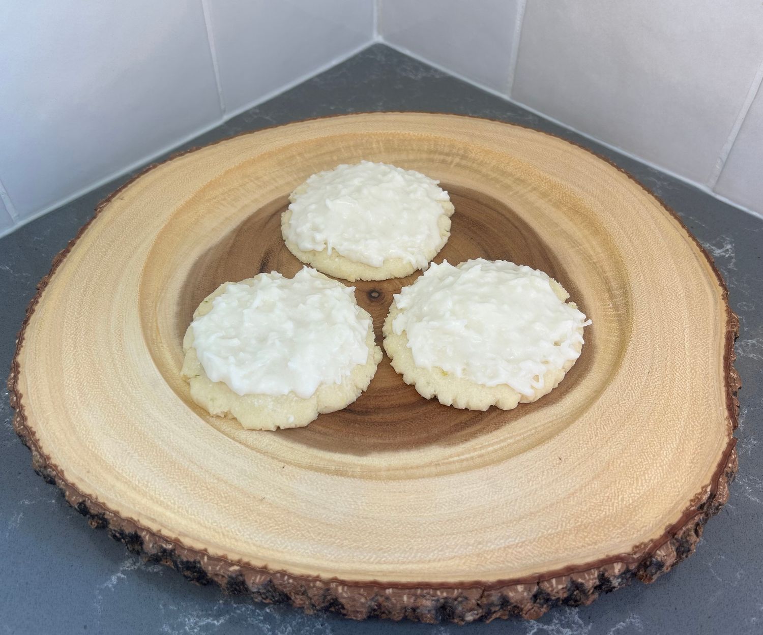 Coconut Lime (12 Cookies)