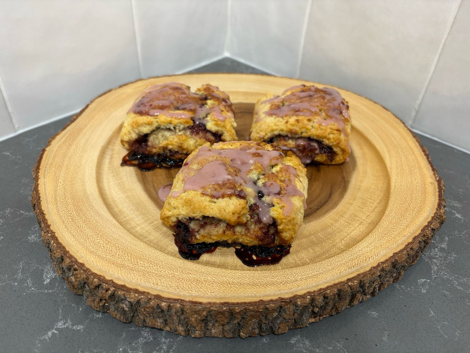 Concord Grape scones (6 Scones)