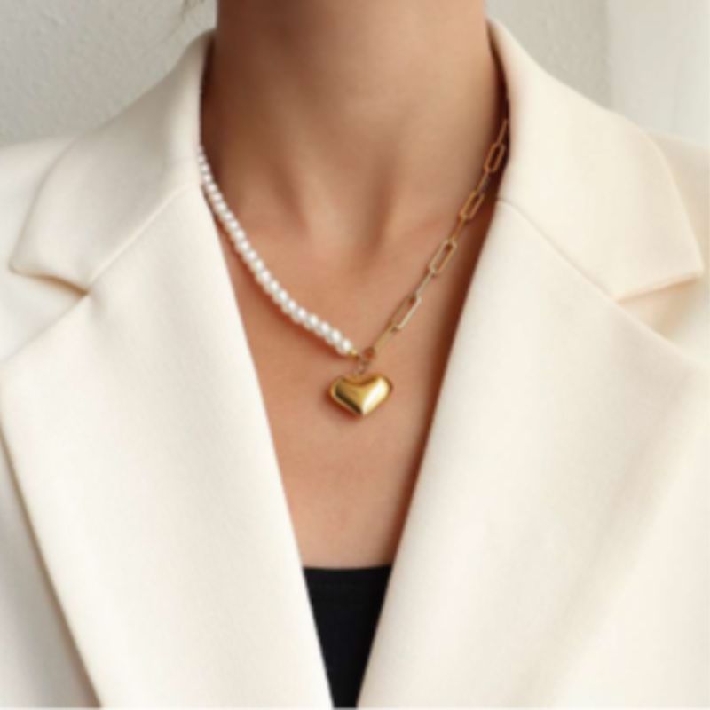 Lola Necklace
