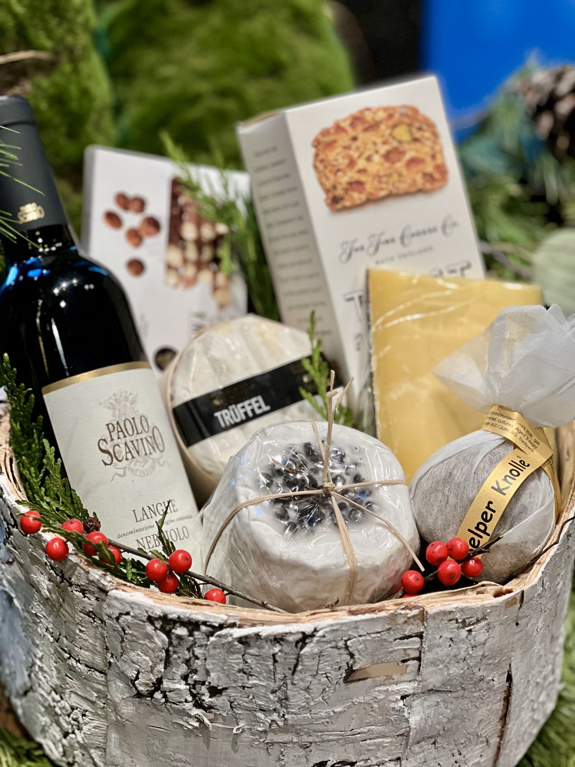 BRIX Petite Wine and Cheese Gift Basket