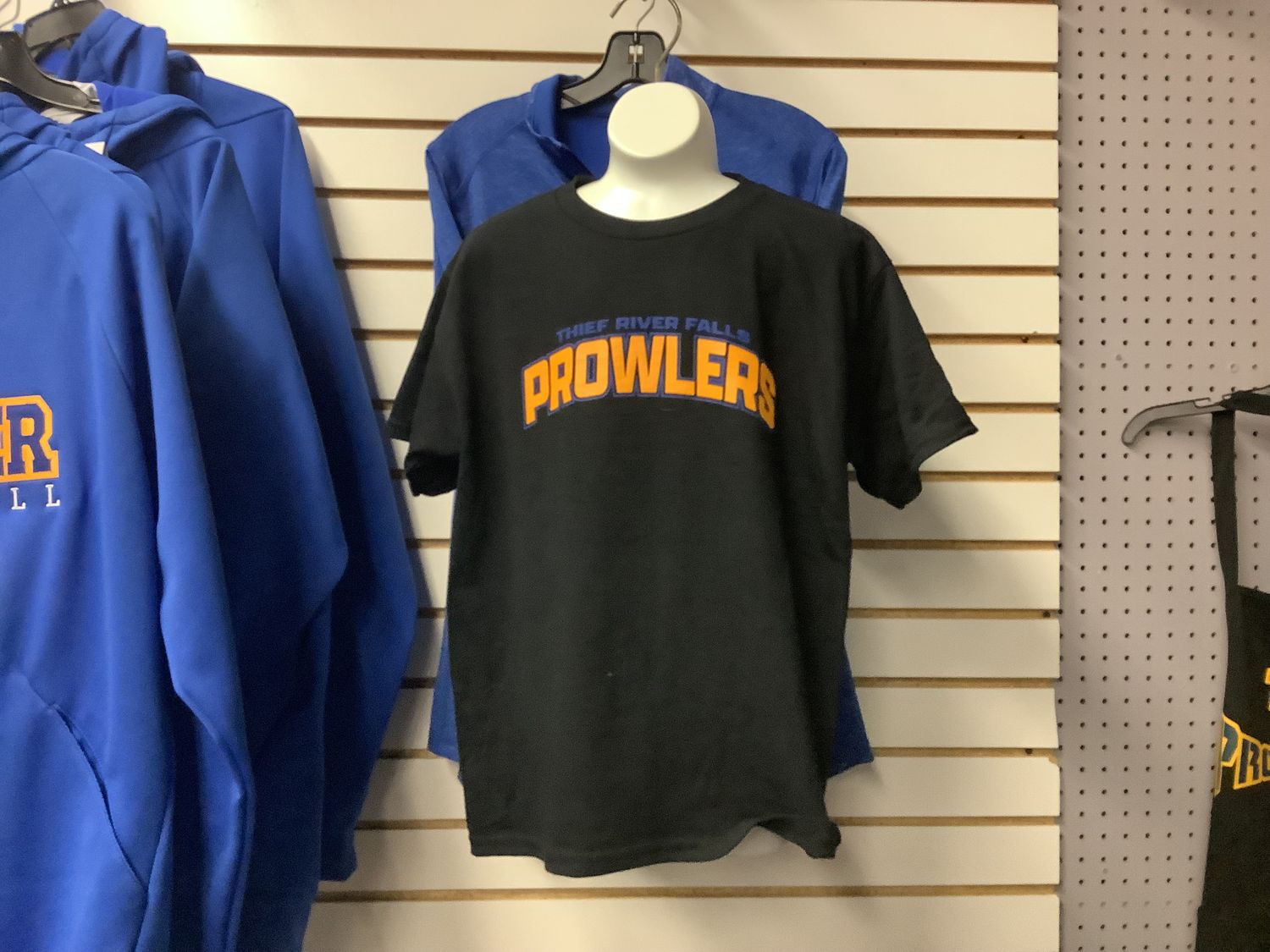 Thief River Falls Prowlers Youth T-shirt, Color: Black, Size: XS