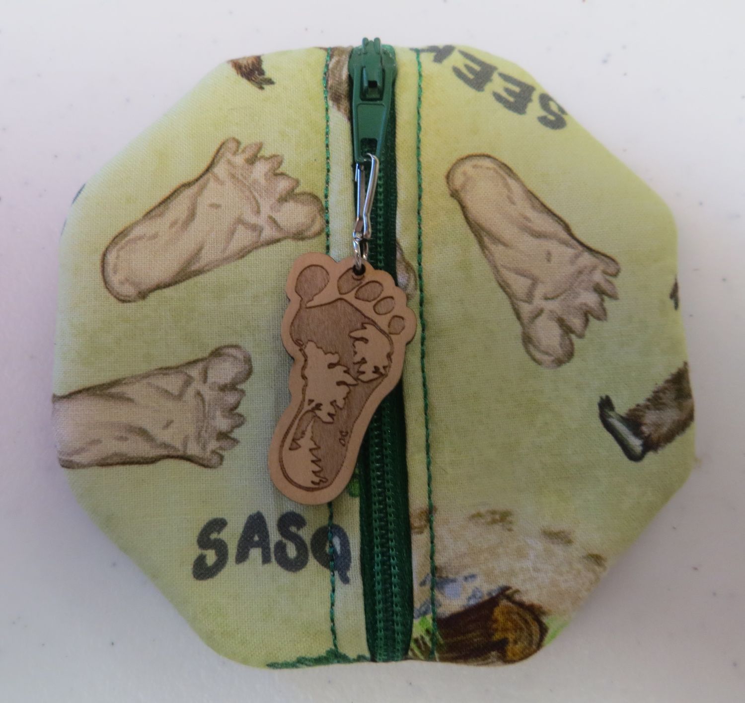Big Foot Octagon Coin Bag