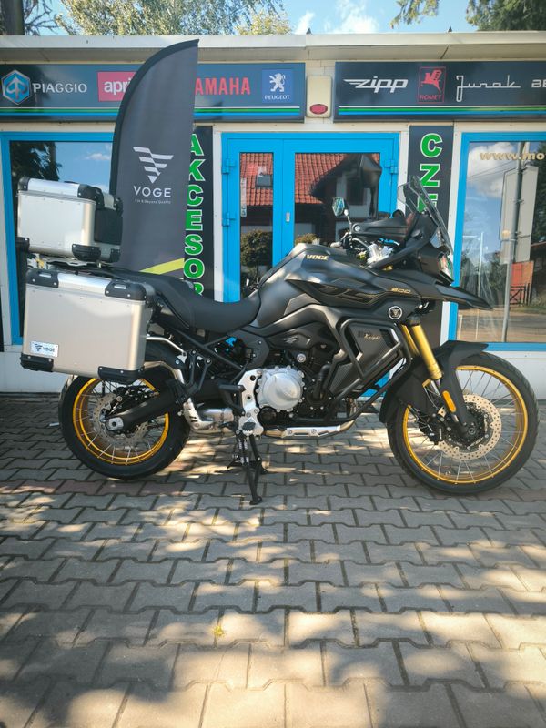 VOGE 900 DSX