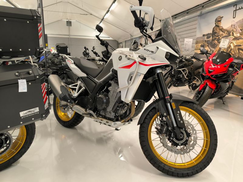 Kove 800X Touring