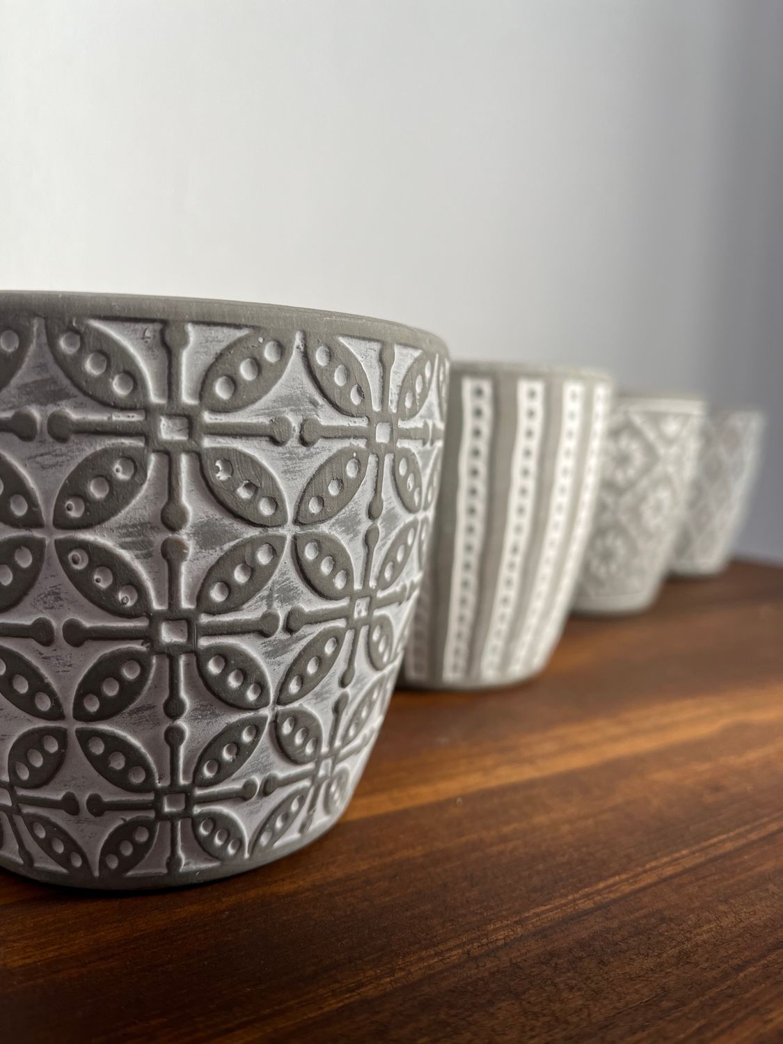Set de macetas cerámica gris  X4