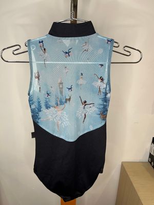 Nutcracker Snow Scene Print Zip Front Leo