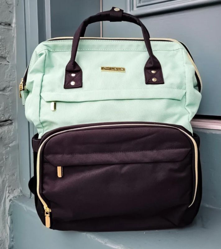 OLL252, Studio Essentials Backpack