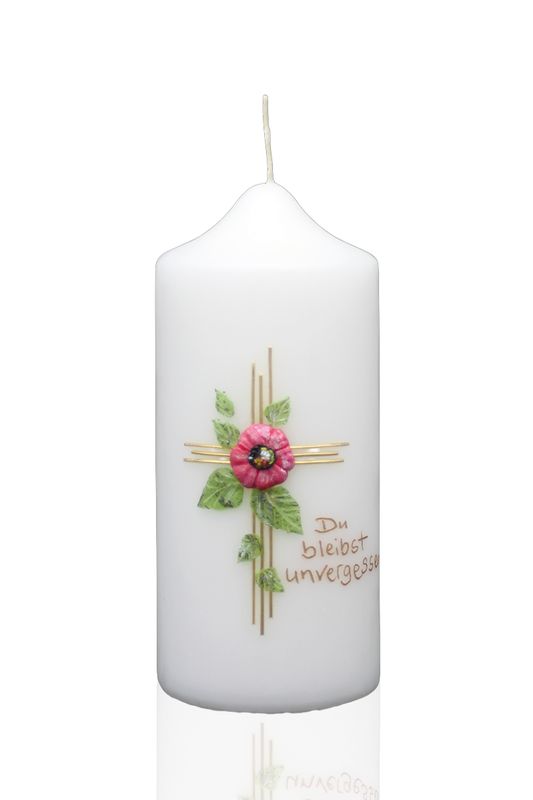 Trauerkerze „Du bleibst unvergessen“ mit Kreuz & Mohnblüte Trauerkerze mit goldfarbenem Kreuz, Mohnblüte & Schriftzug Du bleibst unvergessen – Designer-Kerzen.de