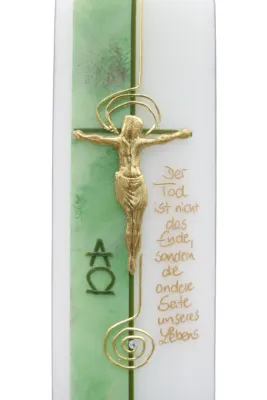 Trauerkerze mit Kreuz, Christusfigur und goldenem Spruch auf grünem Hintergrund - Nahaufnahme – christliches Trostlicht