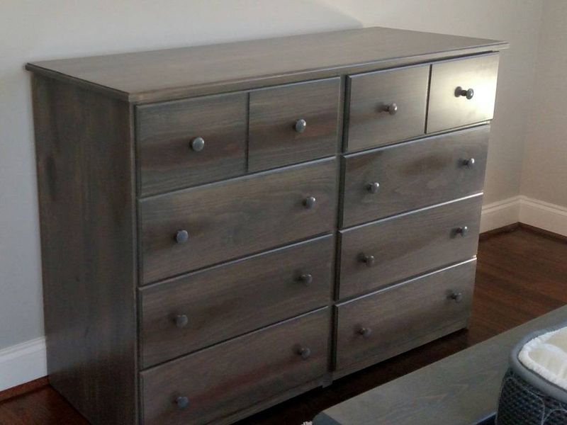 Simple Pine 8-Drawer Dresser w/ Full Ext Glides - w/ Stock Finish