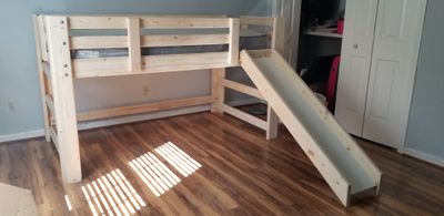 Mini Loft w/ Slide (Right side) - unfinished / natural