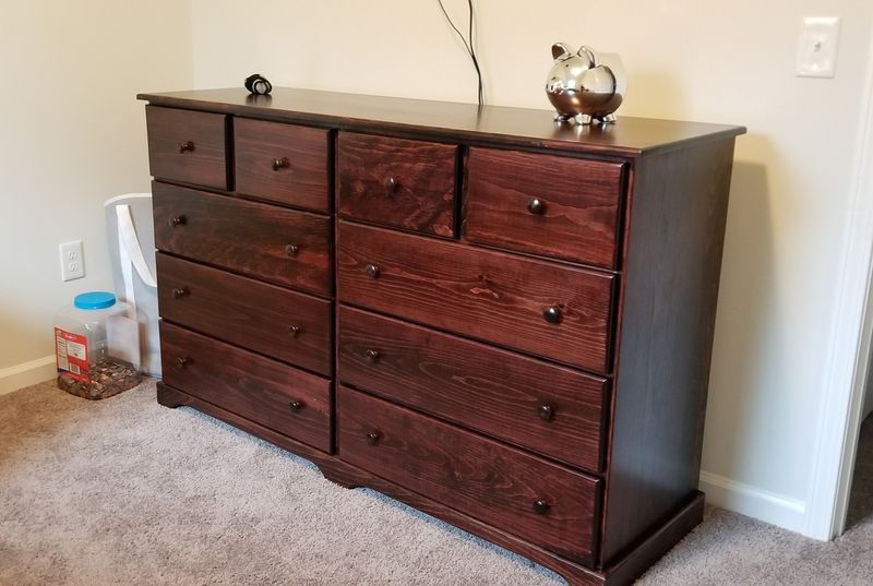 Valley Pine 10-Drawer Dresser - w/ Stock Finish
