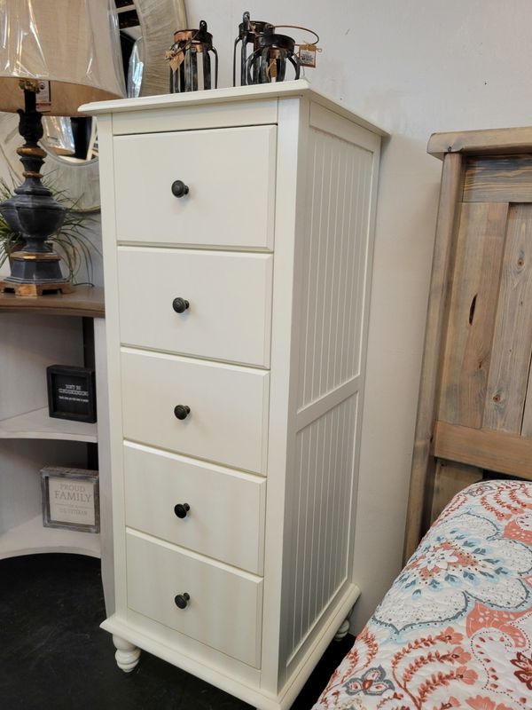 Cottage 5-Drawer Lingerie chest w/ Bright White Finish