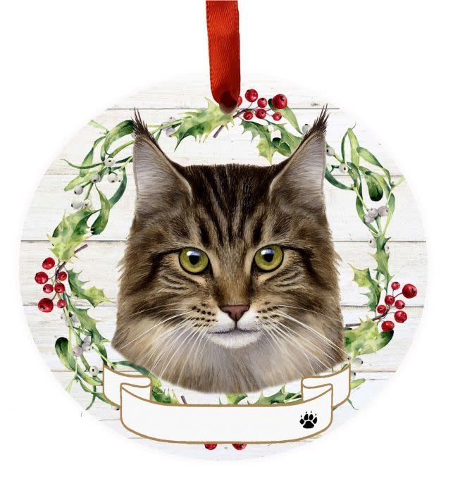 Maine Coon Cat Wreath Ornament