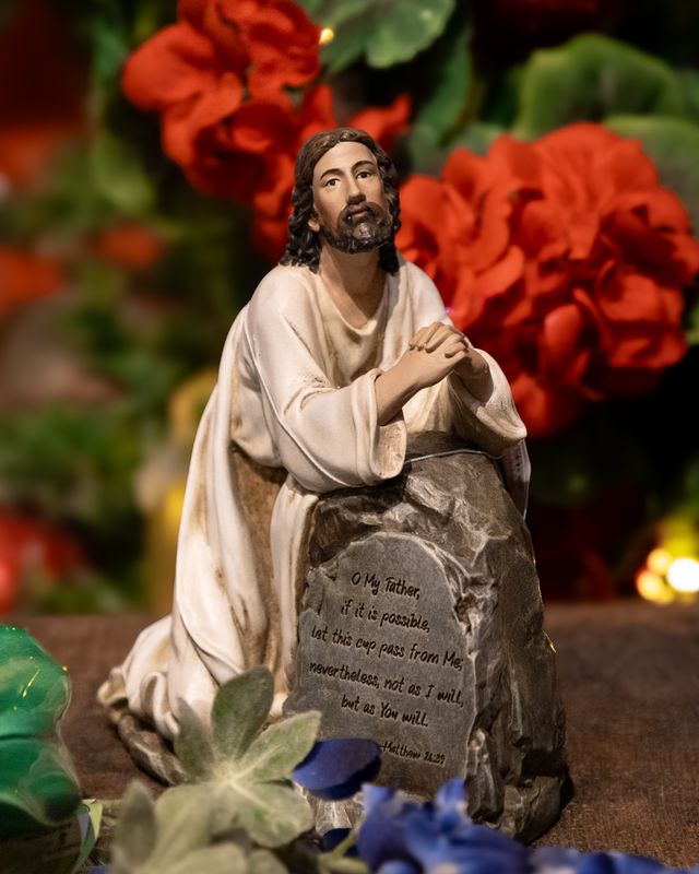 Jesus in Gethsemane Figure