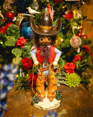 10 Gallon Hat Cowboy Nutcracker