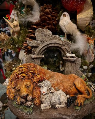 Sleeping Lion and Lamb Figure