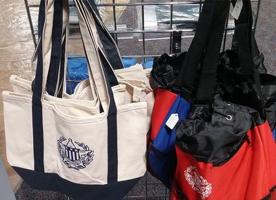Handbags, Wallets &amp; Totes