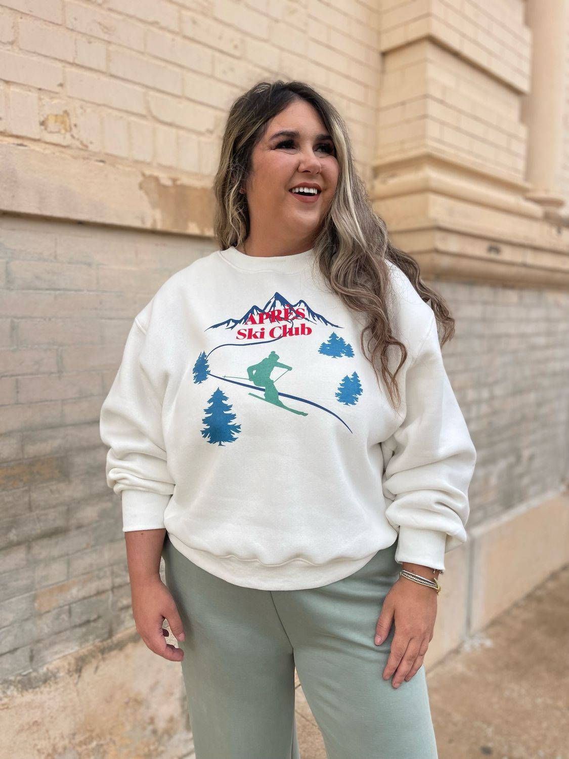 Apres Ski Club Sweatshirt