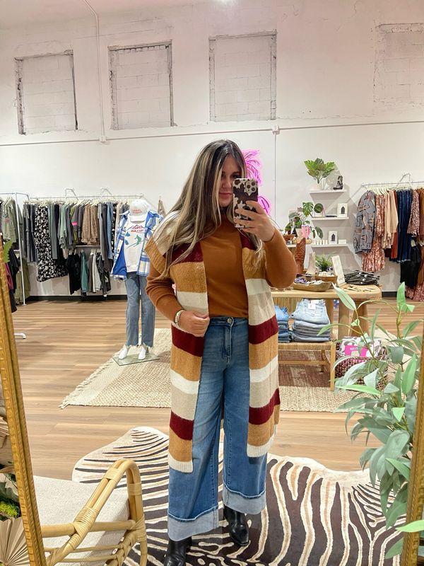 Colorblock Sleeveless Knit Cardigan