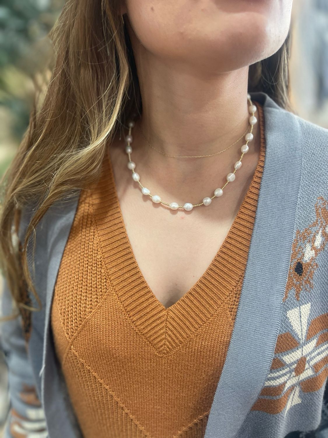 Pearl and Gold Chain Necklace