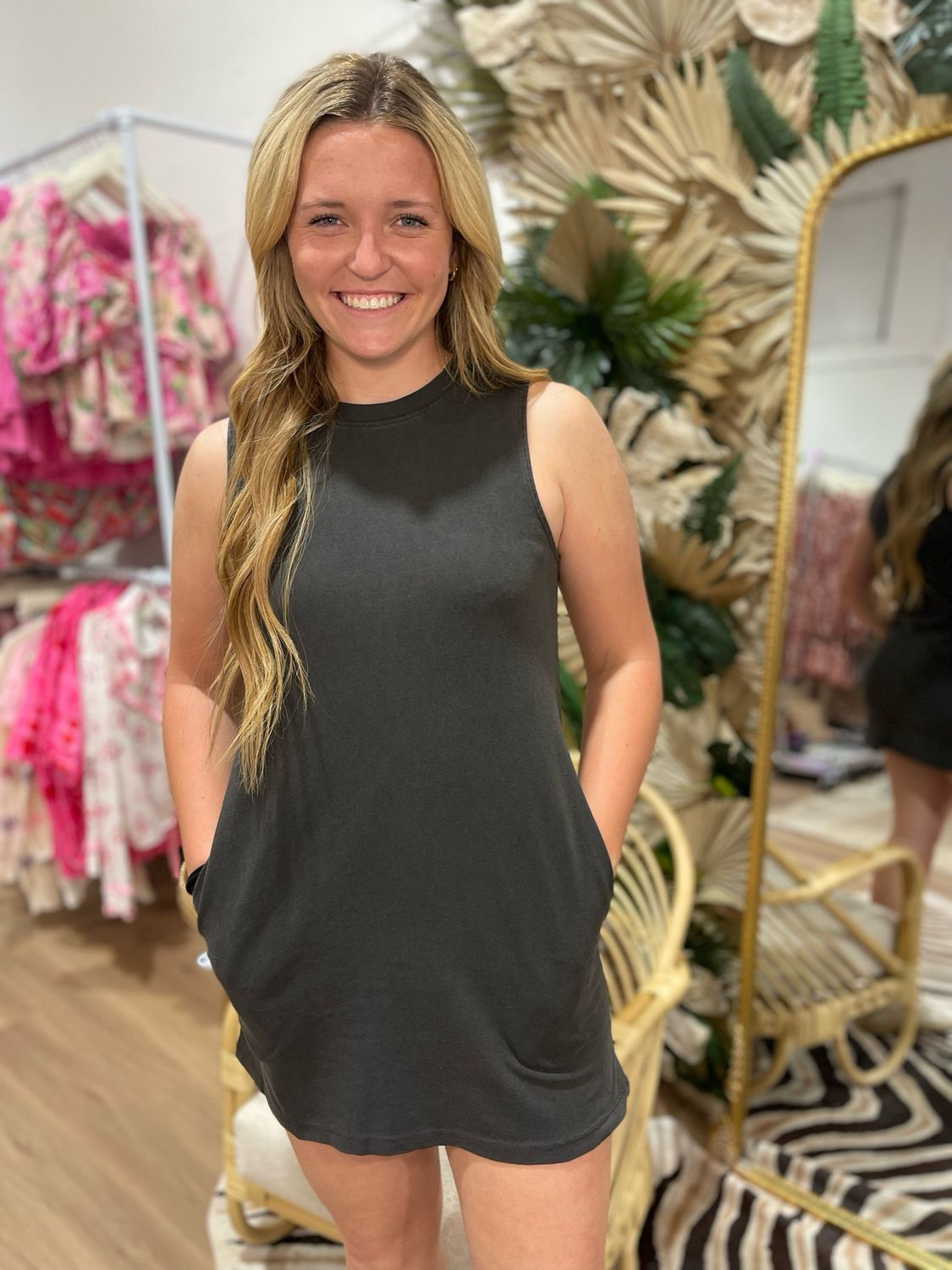 Sleeveless Basic Dress