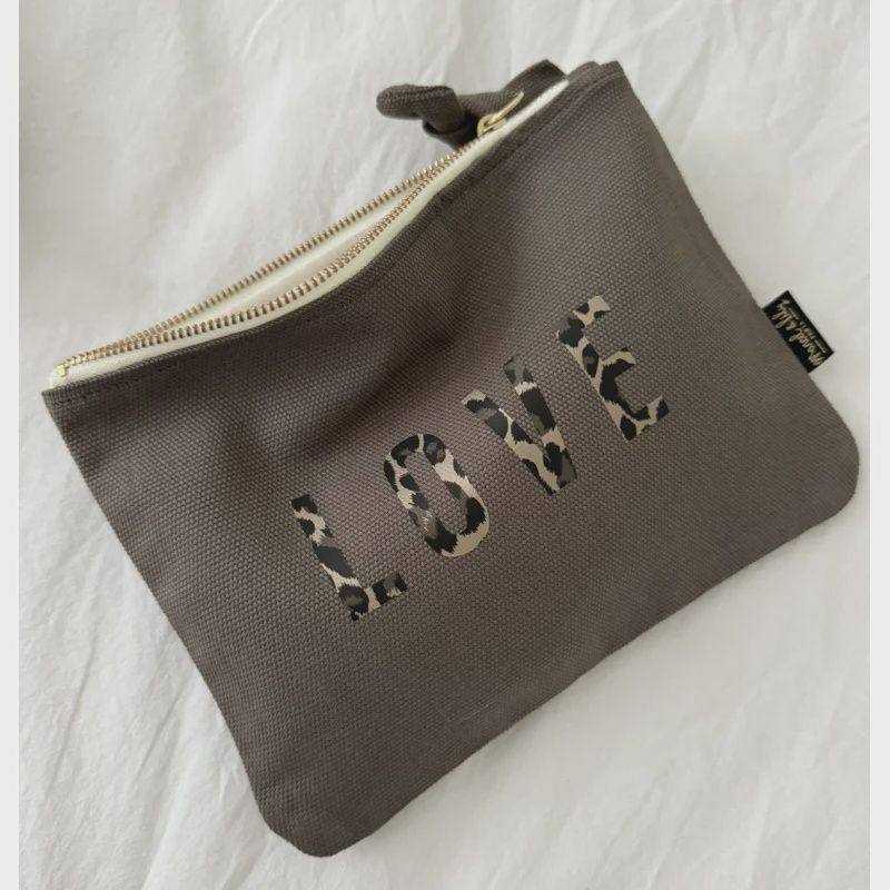 Pochette - Coloris Taupe - Love