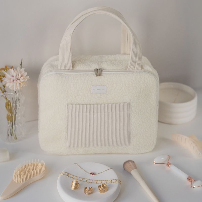 Trousse de toilette TEDDY beige avec cintre