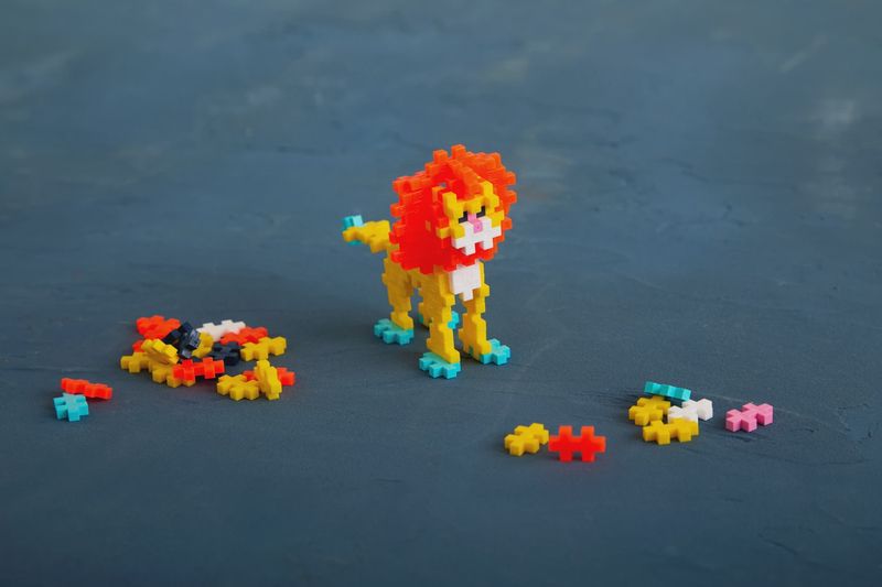 Tube Lion - 100pcs