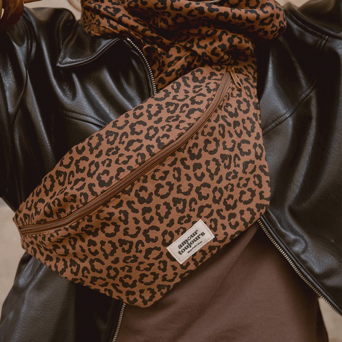 Banane adulte coton - Léopard foncé, Amour toujours