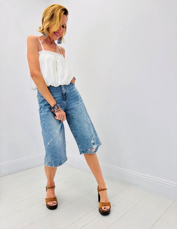 Bermuda Jean déchiré
