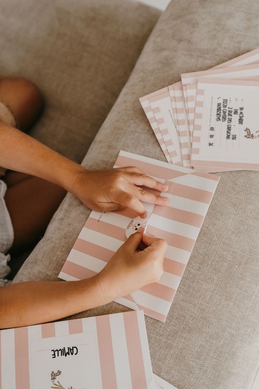 Set d’invitations anniversaire - lapin Suzie