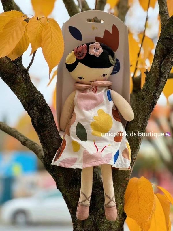 fab friend - Flower Girl