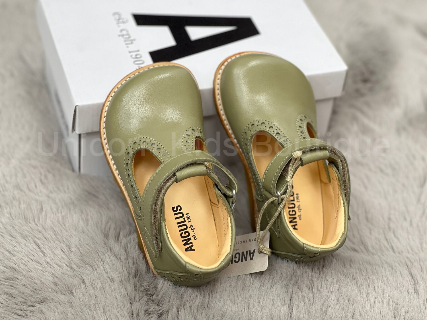 ANGULUS shoes , Color: Light Khaki, Size: 23