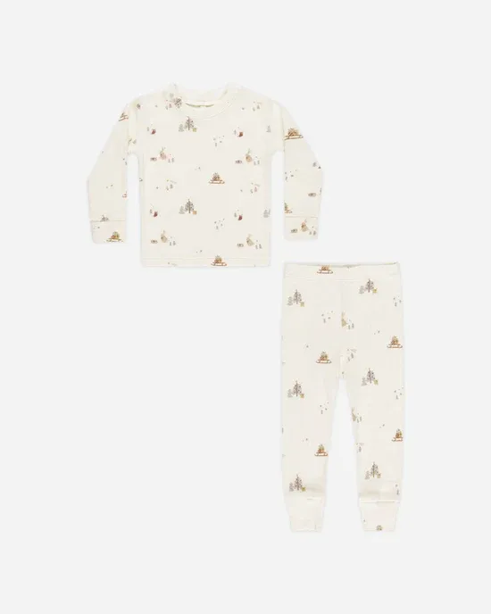 Rylee Cru Long Sleeve Pajama Set, Color: Presents, Size: 4/5Y