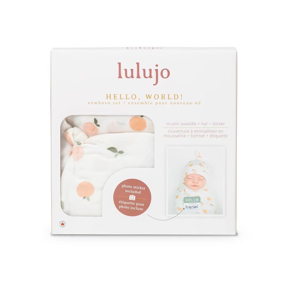 Lulujo Hello World Blanet + Knotted Hat