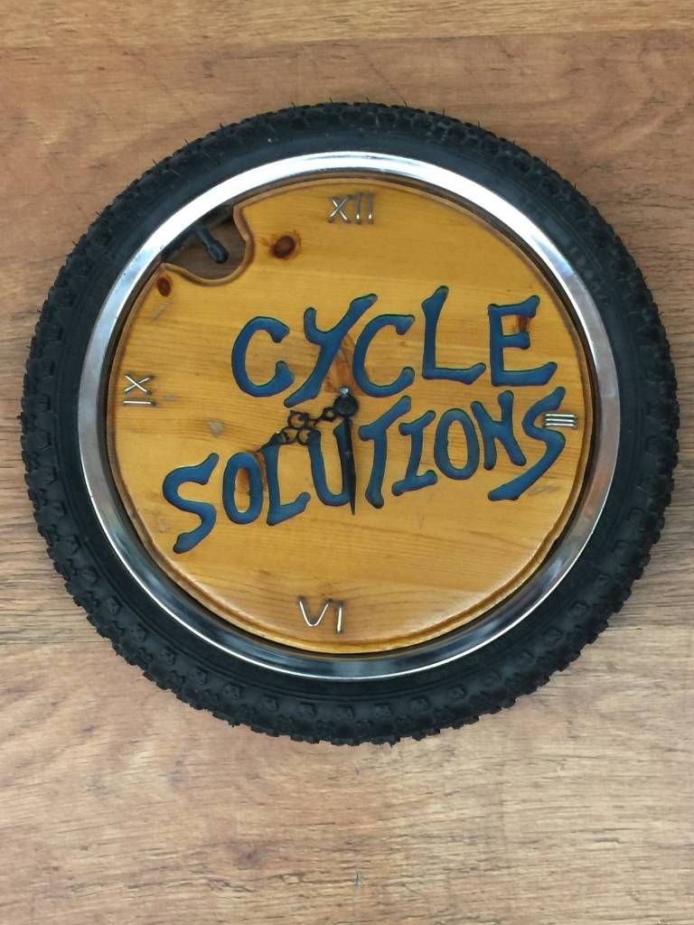 Tube Install  - Dutch Bike/E-Bike - Rear ($94.95/hr)