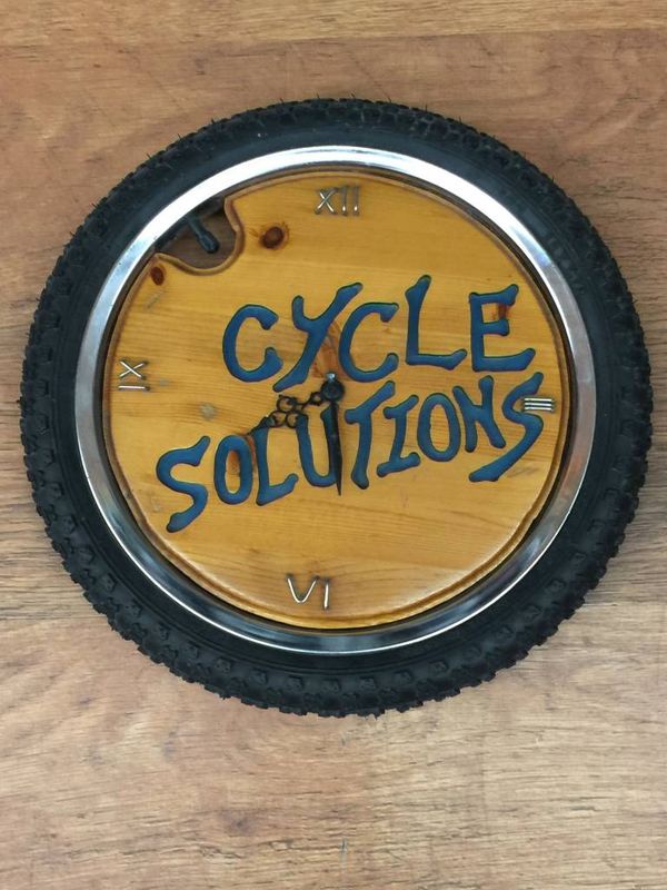 Tube Install - Dutch Bike/E-Bike - Rear ($94.95/hr)