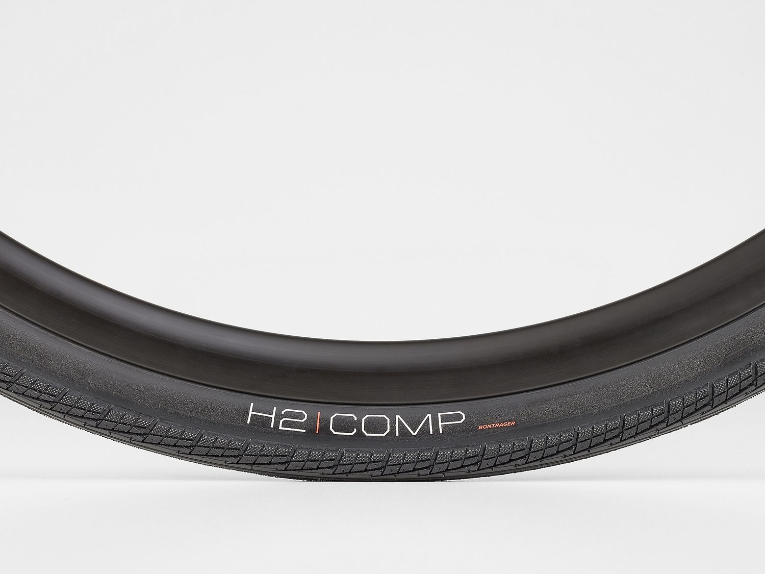 Bontrager H2 Comp Hybrid Tire 700 x 32