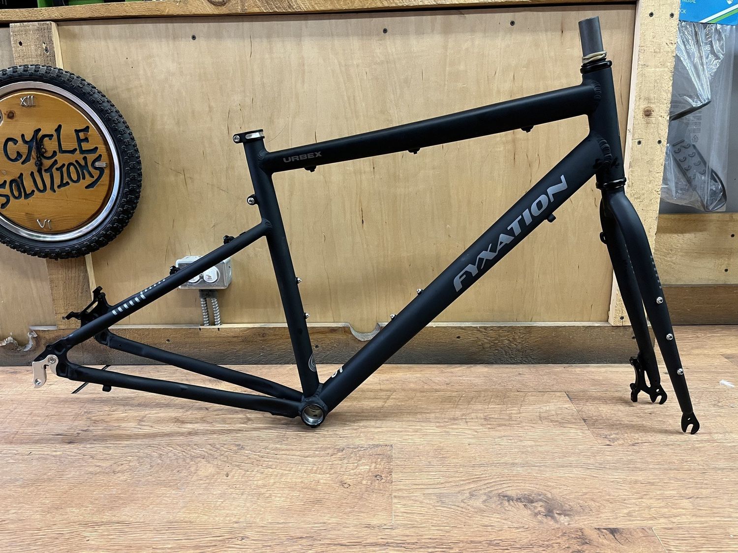 Fyxation Urbex All Road Stealth Black Disc Frame - M