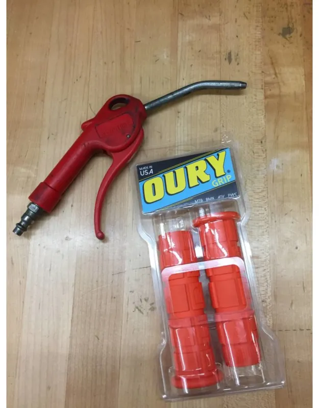 Tape / Grips