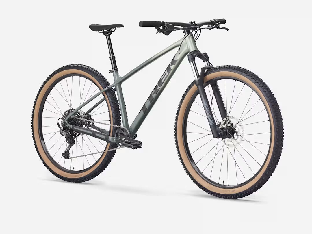 27 Trek Marlin 6 Gen 3
