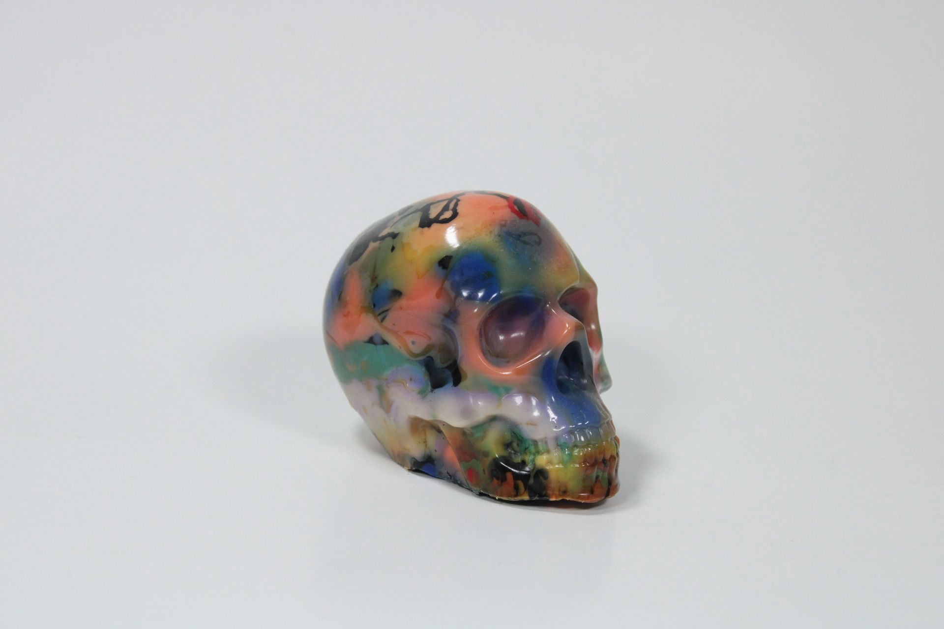 PLA skull schedel, 7 cm, multicolor